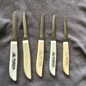Lot of 5 Pioneer Seed Knives - Paring Knives - Pioneer Advertising Knives